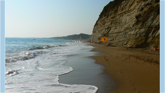 Tasia Studios Santa Barbara Beach